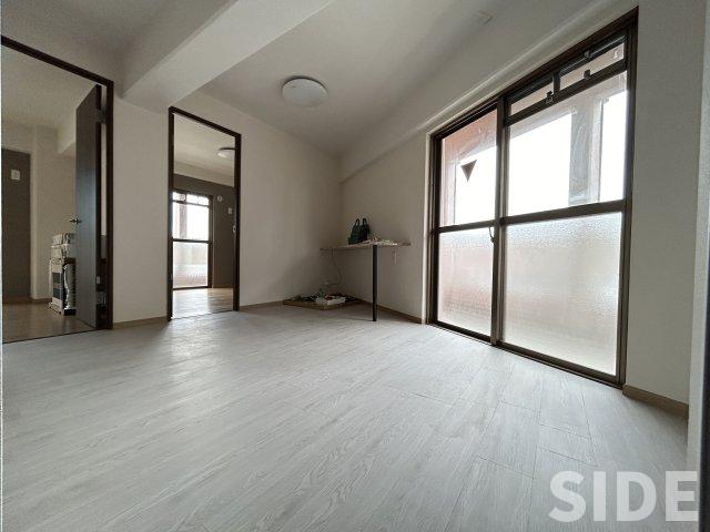 居室・リビング　※別号室参考画像