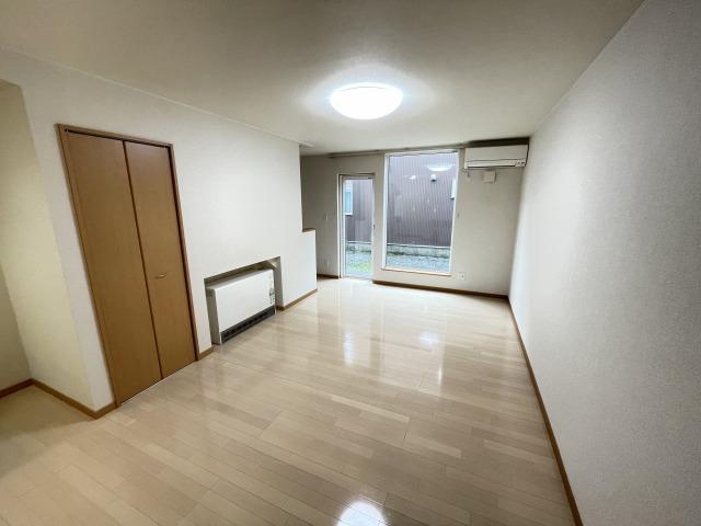 居室・リビング　リビング１