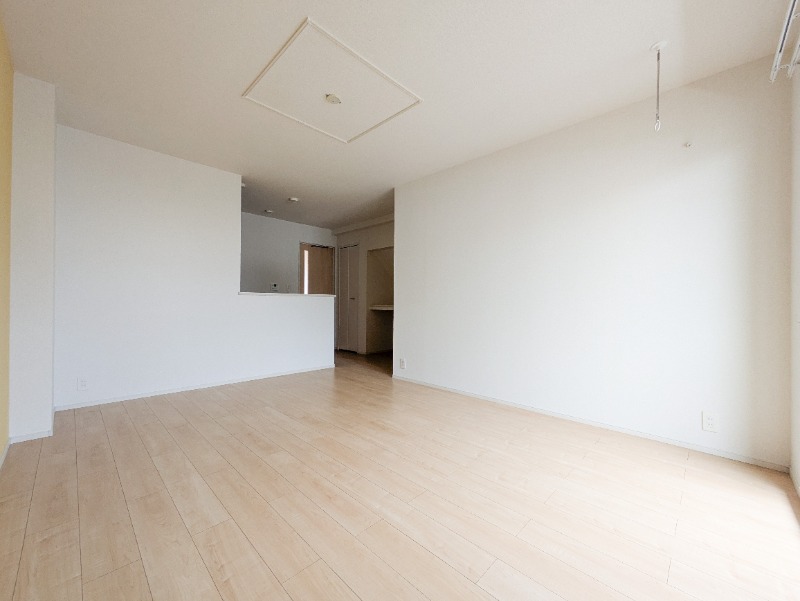 居室・リビング　図面と現状に相違がある場合には現状を優先