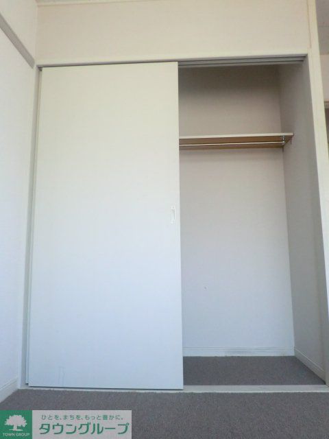 その他　屋根付き駐輪場