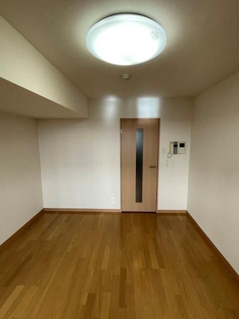 居室・リビング　※全て別号室のお写真。内装等参考にしてください。