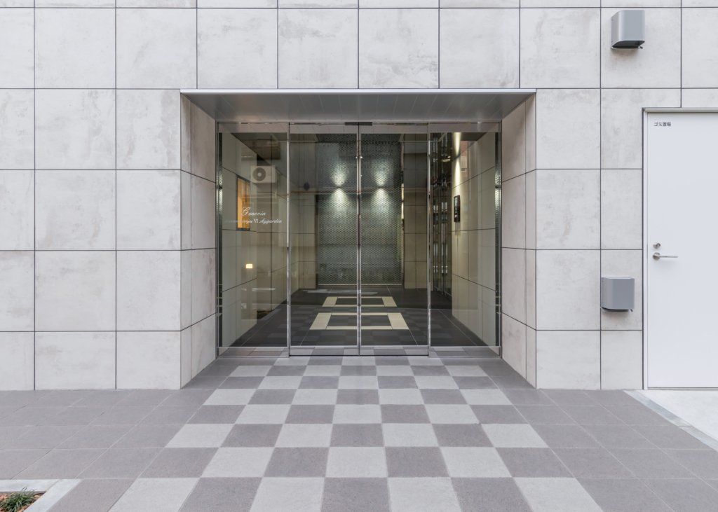 エントランス　エントランス