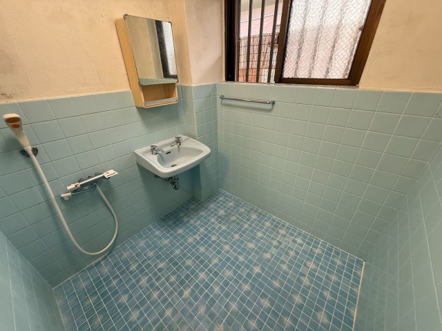 バス・シャワールーム　メゾン国★那覇市国場エリア