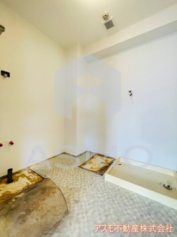 洗面設備　同マンション別部屋　参考写真