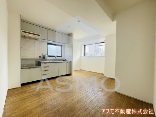 居室・リビング　同マンション別部屋　参考写真