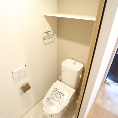 トイレ　別号室参考写真