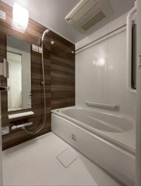 バス・シャワールーム