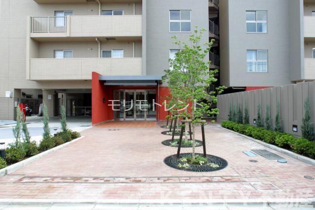 エントランス　建物の内部です