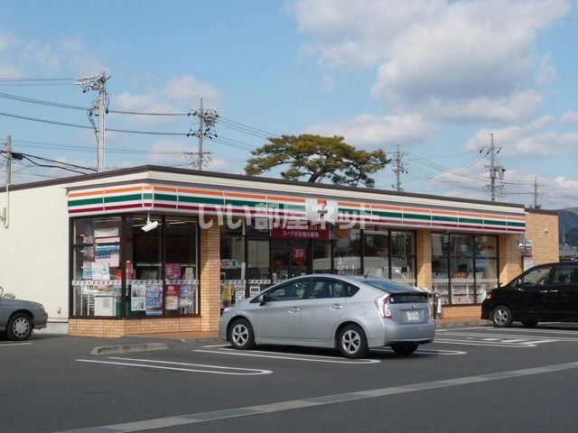 コンビニ　セブンイレブン藤枝横内店（コンビニ）まで116m