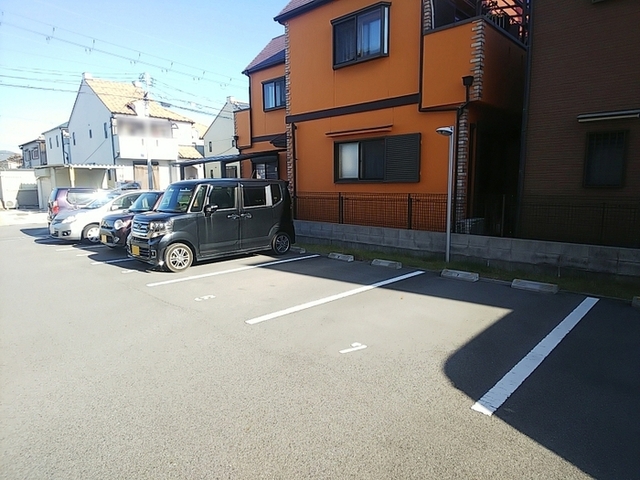 駐車場　駐車場