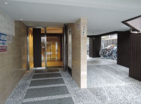 エントランス　スカイコート蒲田壱番館