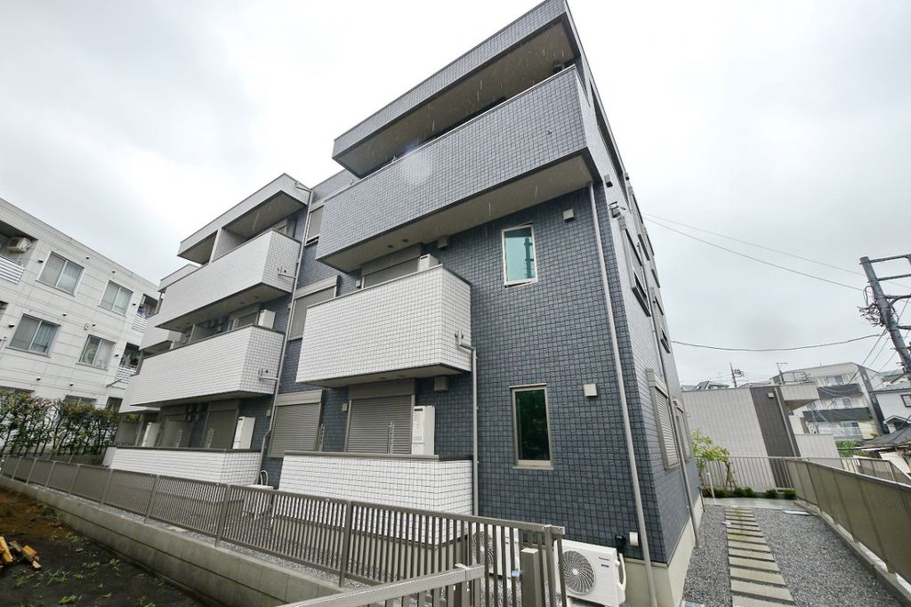 建物外観　間取図