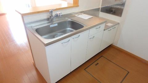 キッチン　蛇口がシャワー付でお掃除も楽々♪（イメージ）
