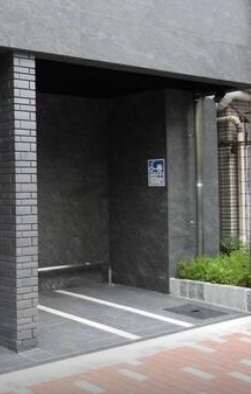駐車場　バイク置き場