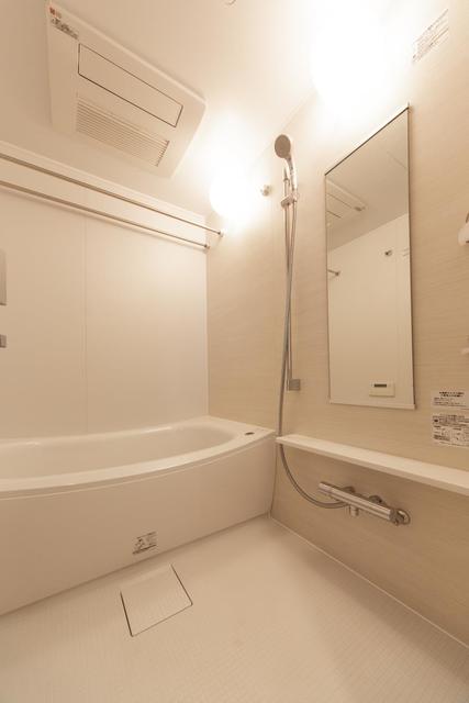 バス・シャワールーム　※写真は同タイプ住戸です。