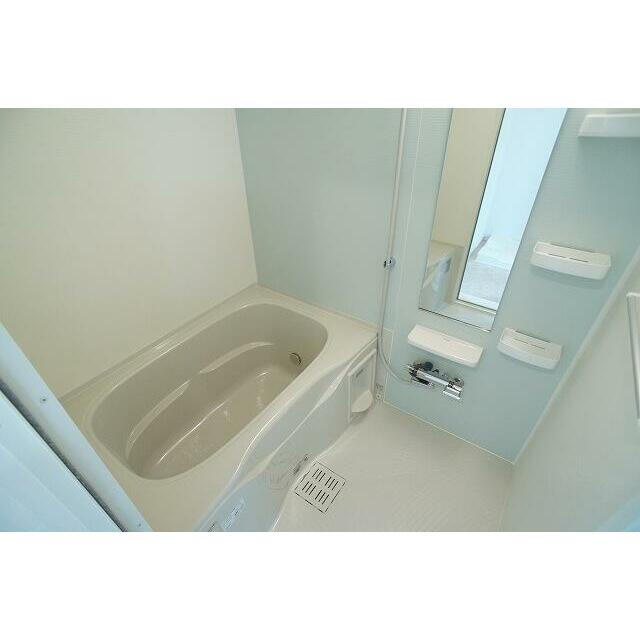 バス・シャワールーム　きれいなお風呂です
