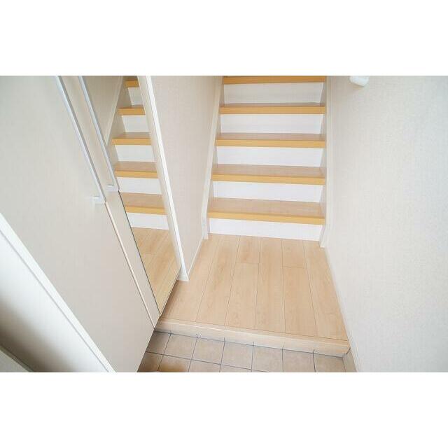 玄関　落ち着いた玄関です