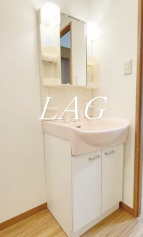 洗面設備　洗面台です。