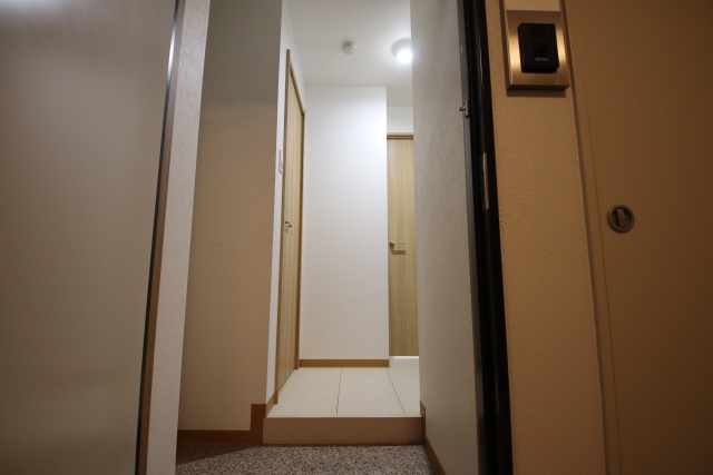 玄関　別室の参考写真の為、現況優先です。