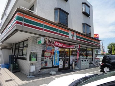 コンビニ　セブンイレブン川口芝3丁目店（コンビニ）まで645m
