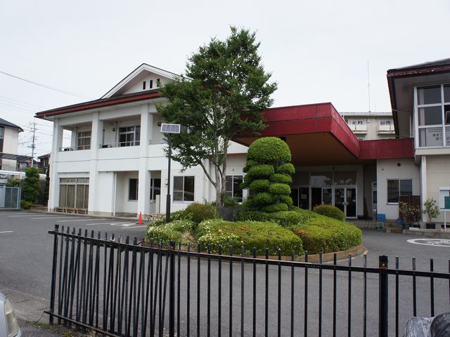 役所　鹿沼市役所 東部台コミュニティセンター（役所）まで504m