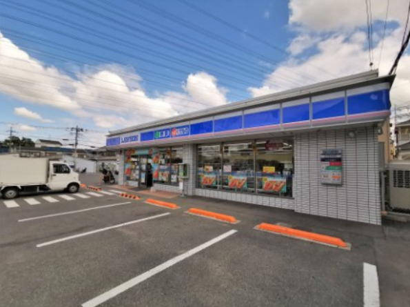 コンビニ　ローソン 松原三宅東五丁目店（コンビニ）まで218m