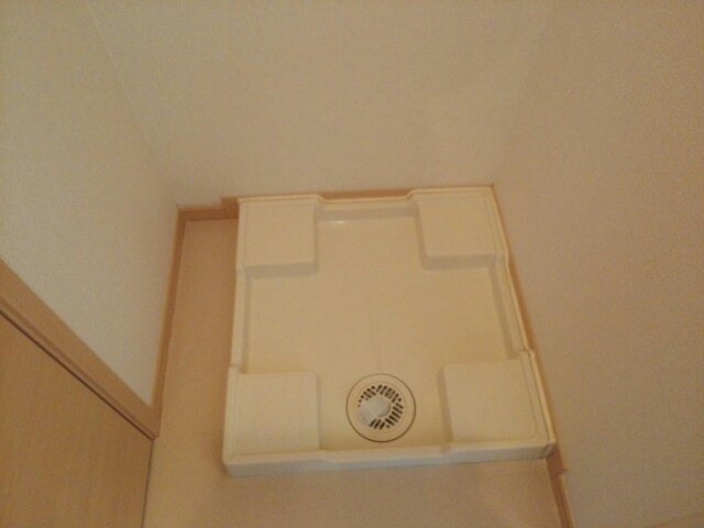 洗面設備　コンパクトで使いやすい洗面所