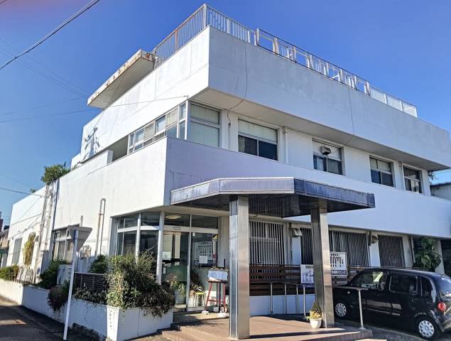 病院　すずき内科クリニック（病院）まで629m