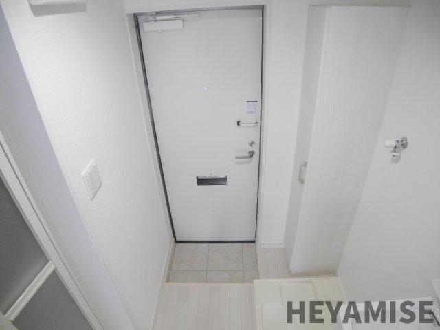玄関　※類似間取りの別のお部屋の画像です※
