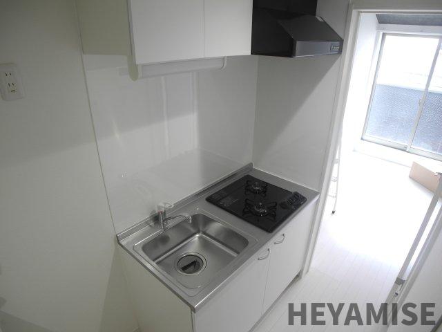 キッチン　※類似間取りの別のお部屋の画像です※