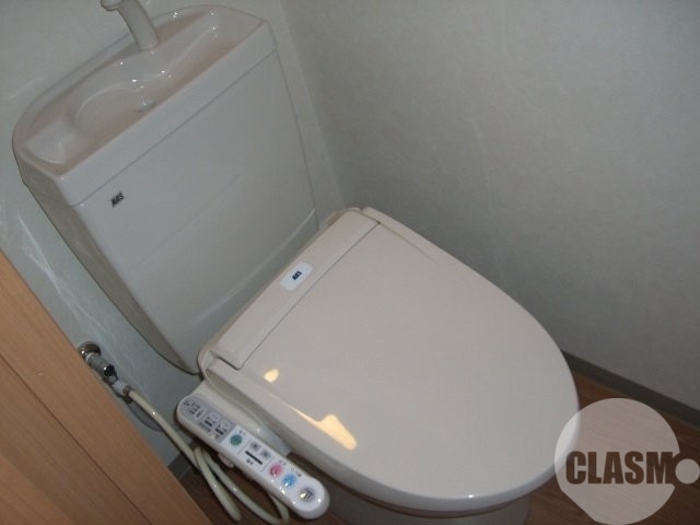 トイレ　ウォシュレット！