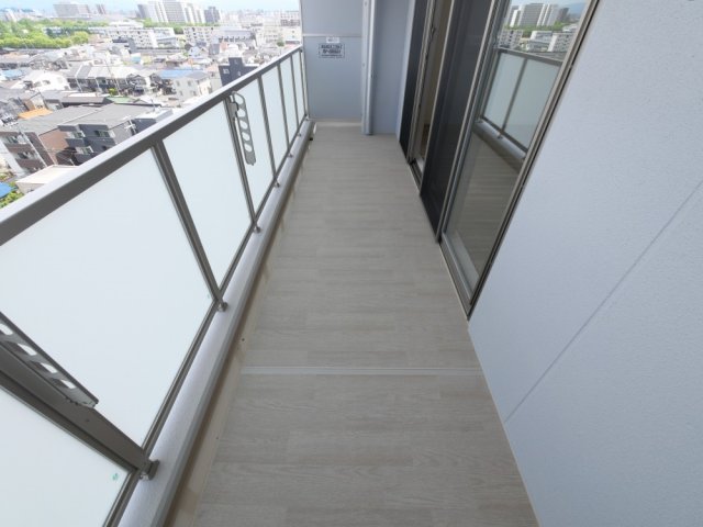 バルコニー　落ち着いた時間を過ごせるバルコニーです
