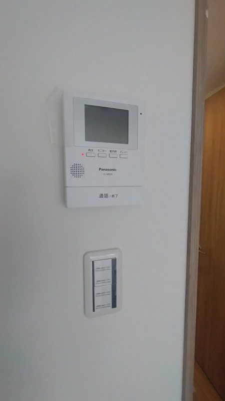 セキュリティ　モニターフォンで来客を確認できます