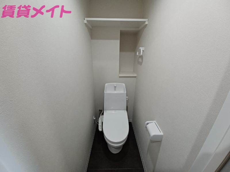 トイレ　別部屋参考写真です
