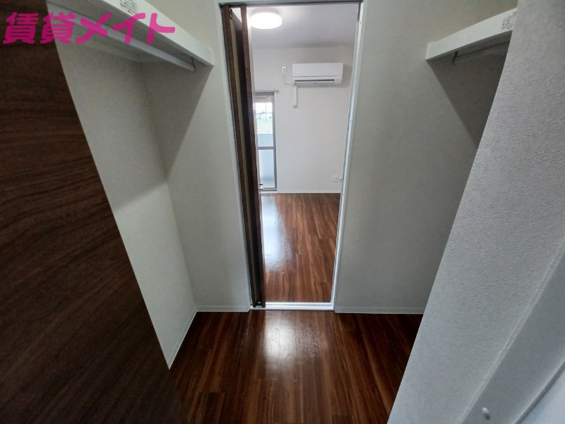収納　別部屋参考写真です