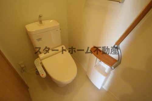 トイレ　コンパクトで使いやすいトイレです