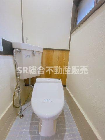 東石切町2丁目貸家のトイレ写真