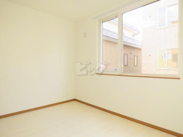 眺望　窓が大きく明るいお部屋です♪