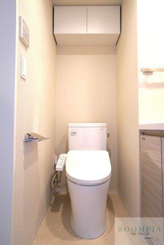 トイレ　※同タイプの別のお部屋です。