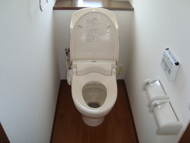 トイレ　シャワー付トイレ
