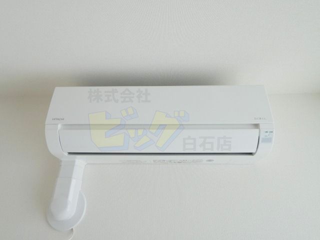 その他設備　夏も快適エアコン付きです♪