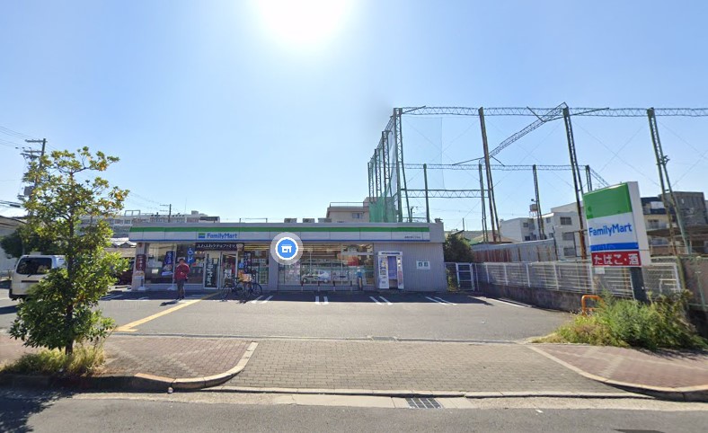 コンビニ　ファミリーマート遠里小野二丁目店（コンビニ）まで162m