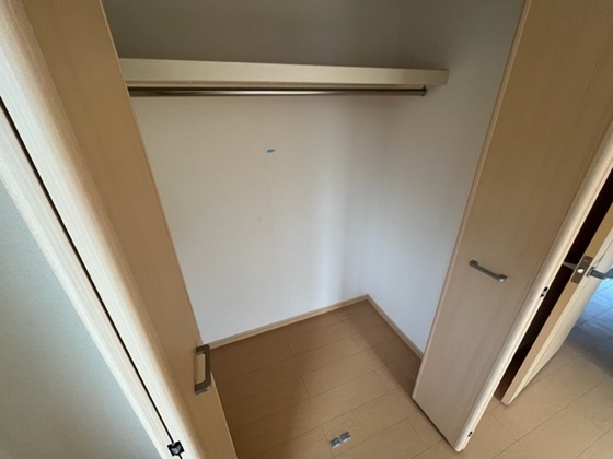 収納　※別部屋の写真です