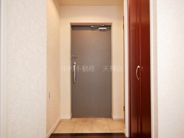 西鉄天神大牟田線 西鉄平尾駅 徒歩3分 11階建 築22年の外観写真