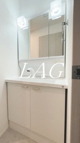 洗面設備　独立洗面台です。