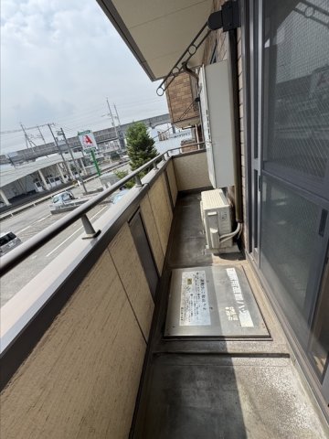 バルコニー　東向き