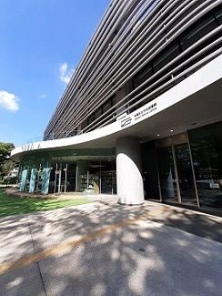 図書館　板橋区立中央図書館、平和公園（図書館）まで168m