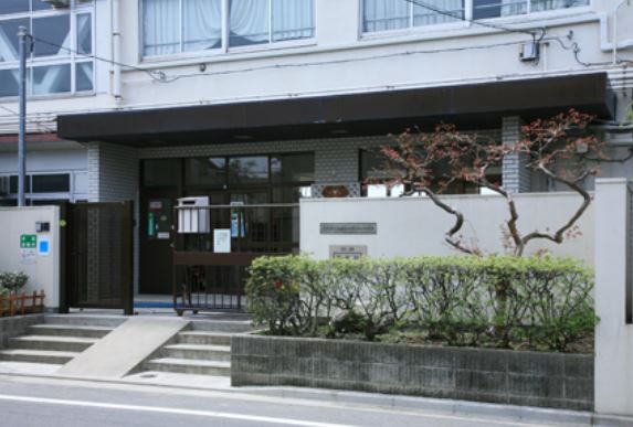 中学校　大田区立大森第七中学校（中学校）まで850m