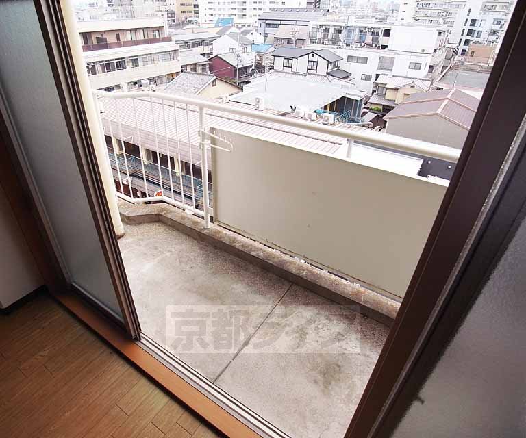 バルコニー　東向きのバルコニーです