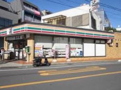 コンビニ　セブンイレブン亀戸3丁目店（コンビニ）まで381m